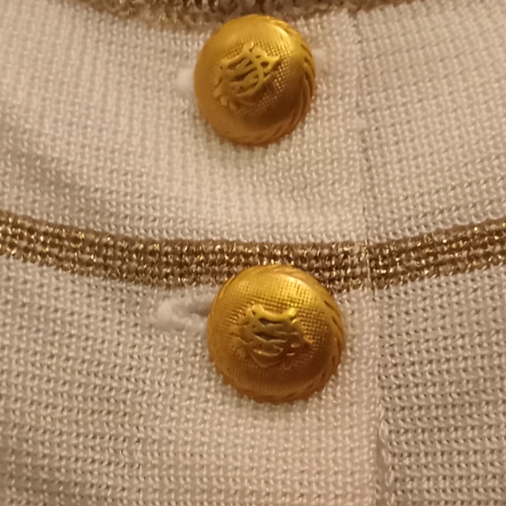 Cache Cream & Gold Top - Picture 6 of 9